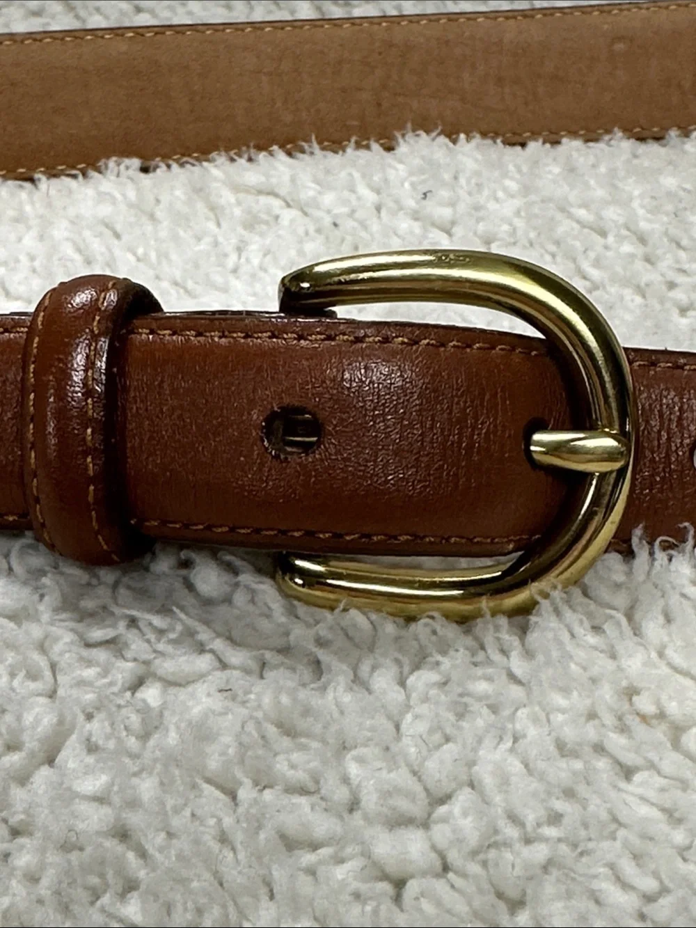 L.L. Bean Brown Leather Gold Tone Buckle Belt Made in USA, Size XL (1x 38x 44)